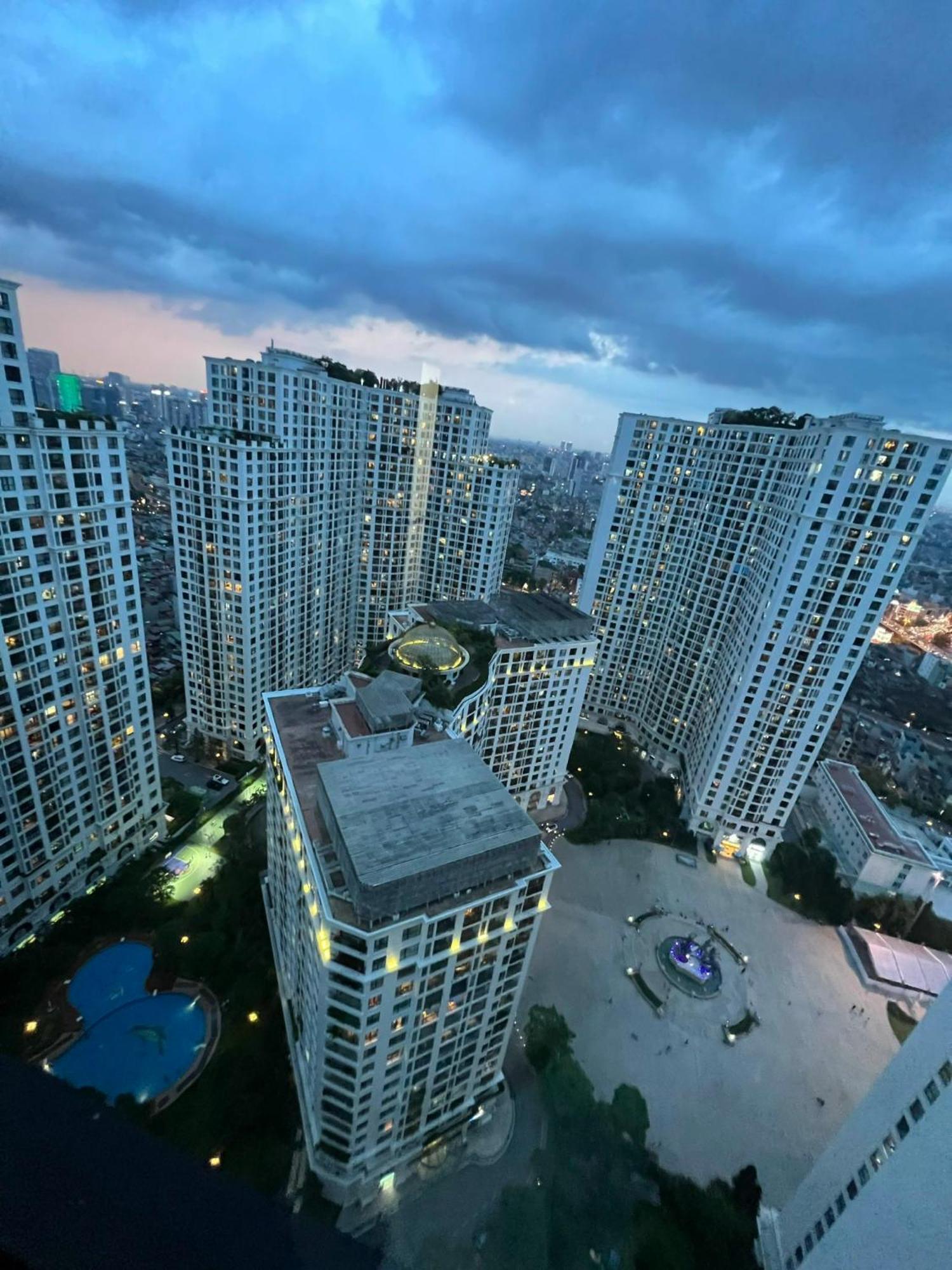 Vinhomes Royal City Apartment 3 Br Hanoi Eksteriør billede